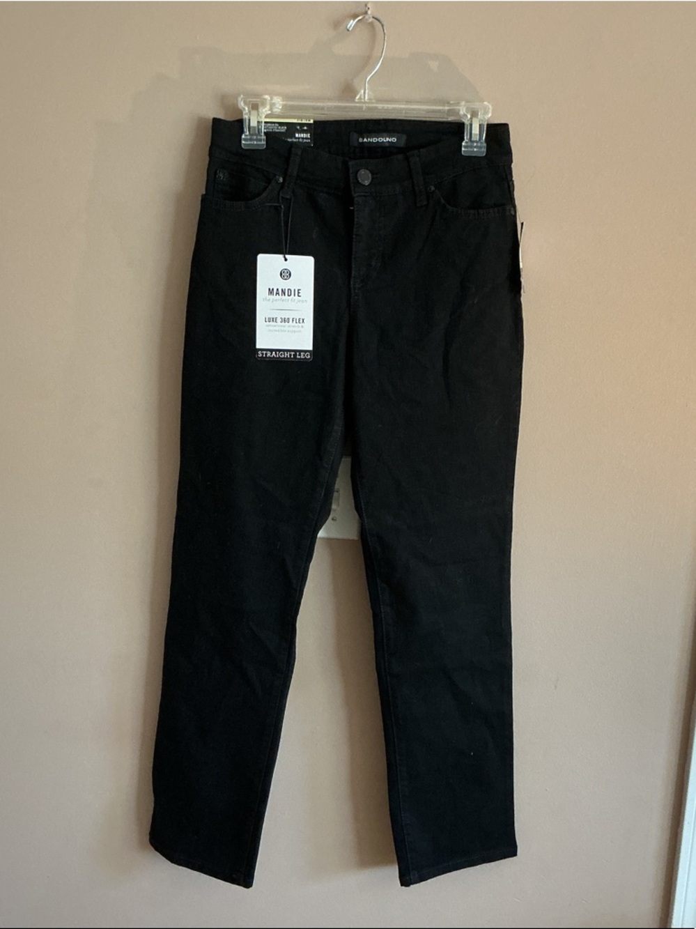 Bandolino Mandie Straight Leg Jeans in Black